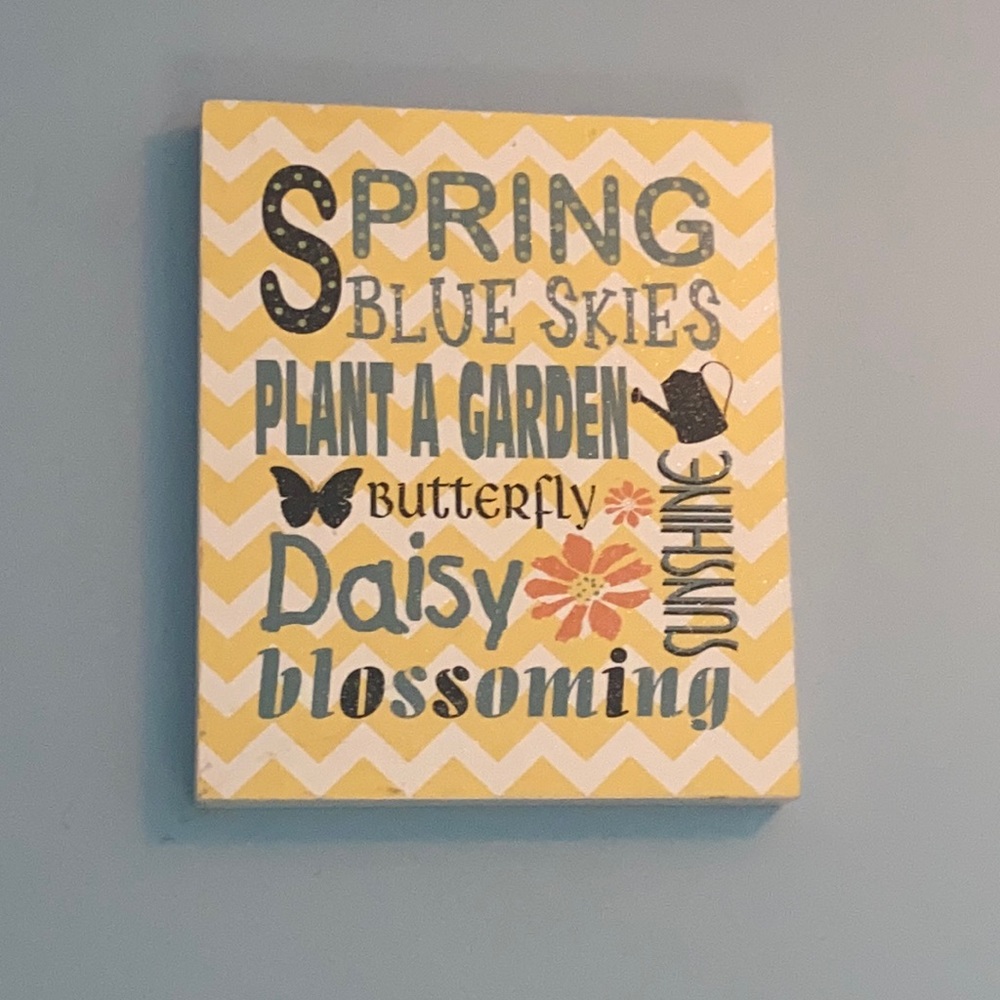 Spring wall decor